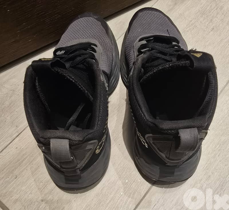 Adidas original size 40 3