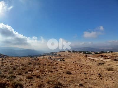 L19260 - 6,000 SQM Land With A Beautiful View For Sale in Zaarour