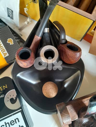 collectible pipes and humidor plus accessories signed ed. savinelli