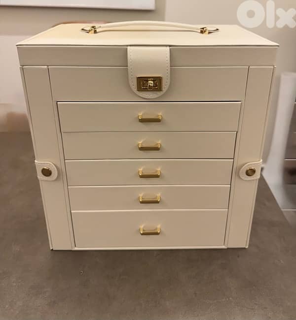 large jewelry leather box 9