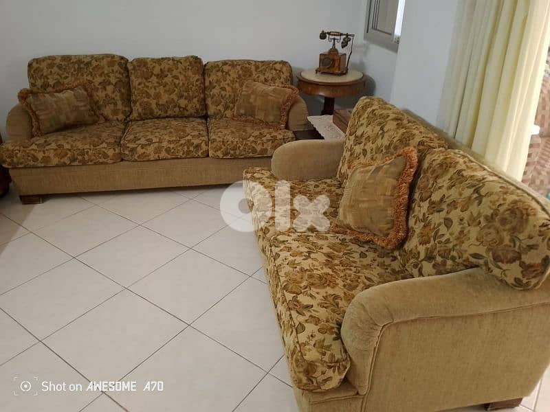 غرفة جلوس ممتازة سعر لقطة 3