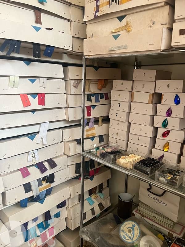 Buttons, zippers, sewing threads & accessories 10