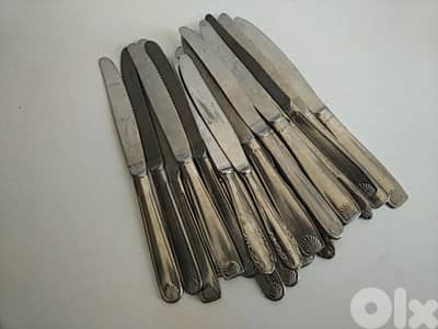 Set of 21 old knives - Not Negotiable