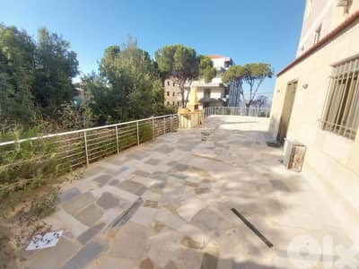 Furnished Apartment in Douar Zaroun for rent with huge Terrace