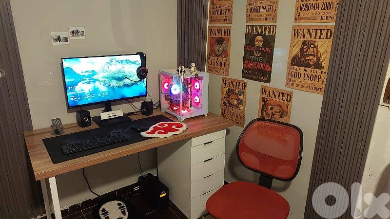 gaming computer with monitor and all accessories 1