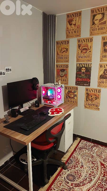 gaming computer with monitor and all accessories 4