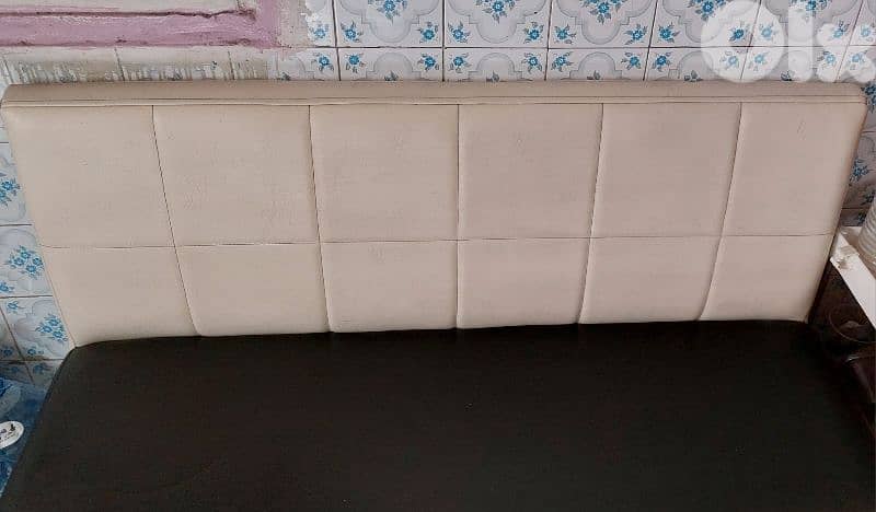 طاولة وكنباياتان 4