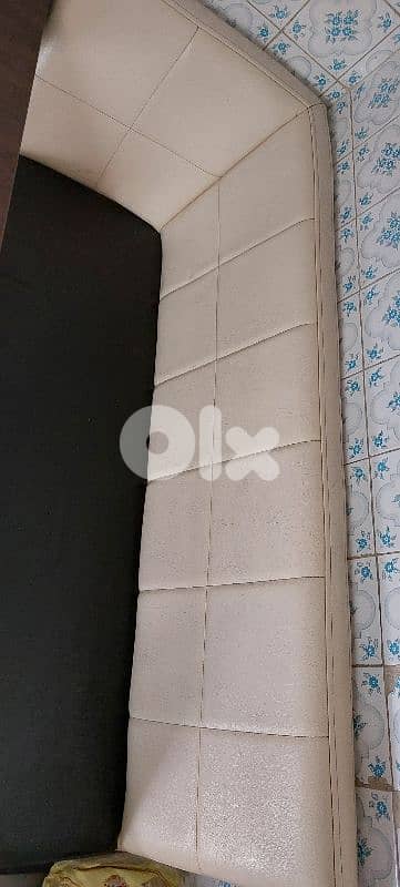 طاولة وكنباياتان 5