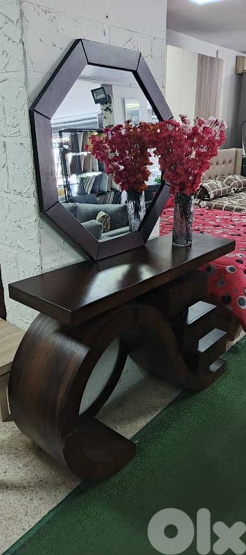 كونسول موبيليا. Console mobilia 0