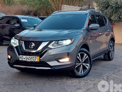 Nissan Rogue model 2019 SV 50 000 miles Super clean