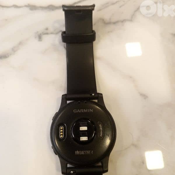 Garmin Vivoactive 4 2