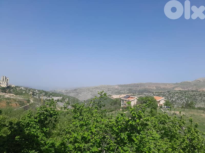 Land + Small Villa For Sale In Tarchich ارض مع فيلا للبيع في ترشيش 0