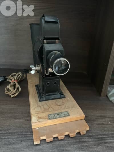 Antique Verax Projector