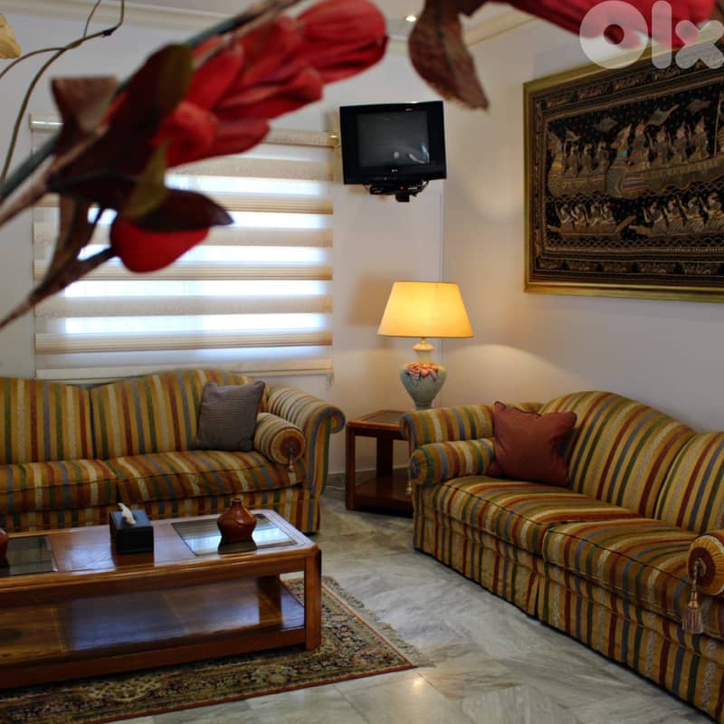 L19284 - 1,000 SQM Hotel For Sale in Ainab, Aley 7