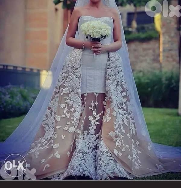 two Royal dress for SALE Only 600$ 3