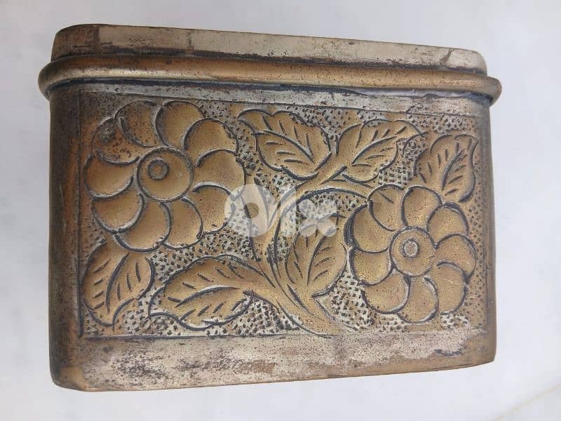 صندوق قديم 0