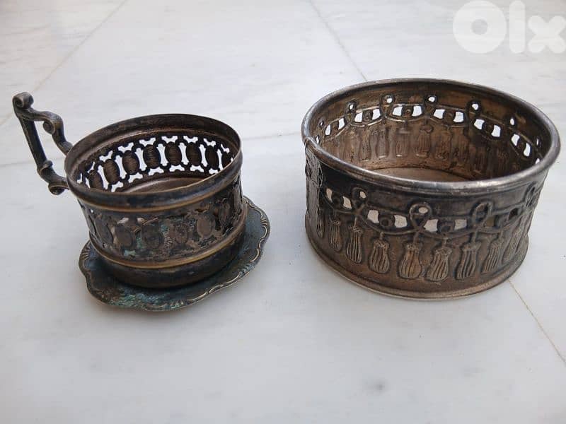 تحفتان قديمتان 0