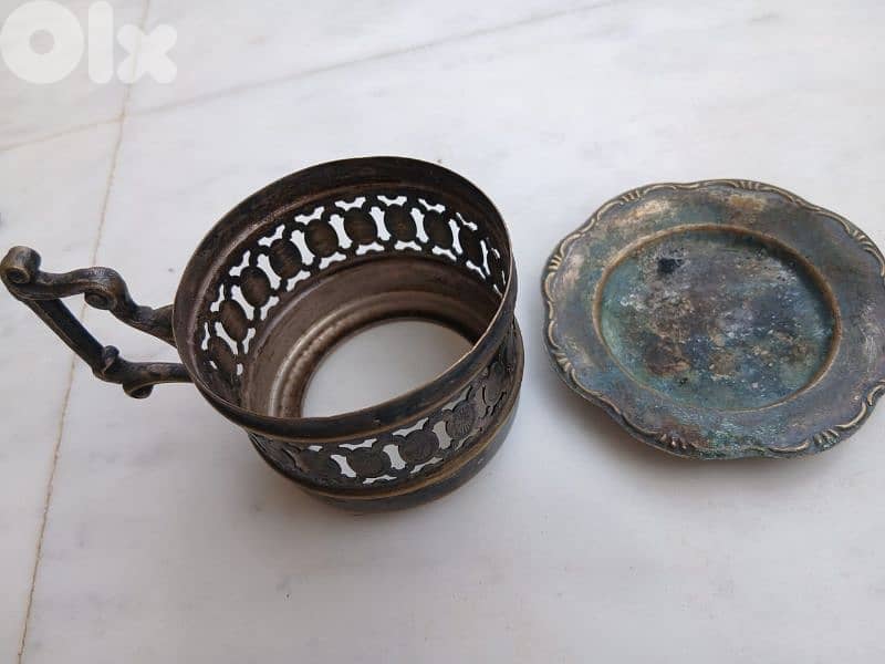 تحفتان قديمتان 1