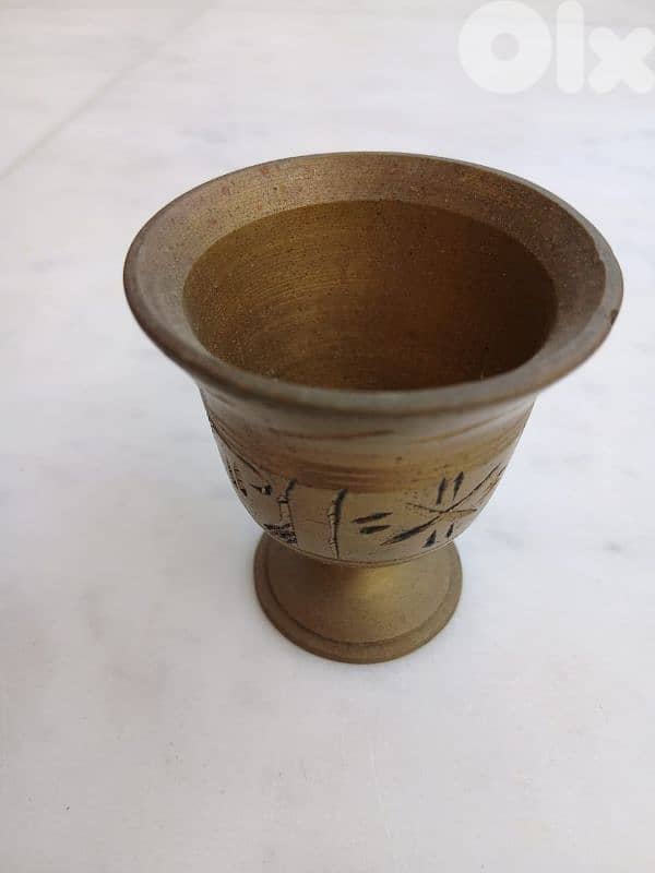 فنجان نحاس قديم 2