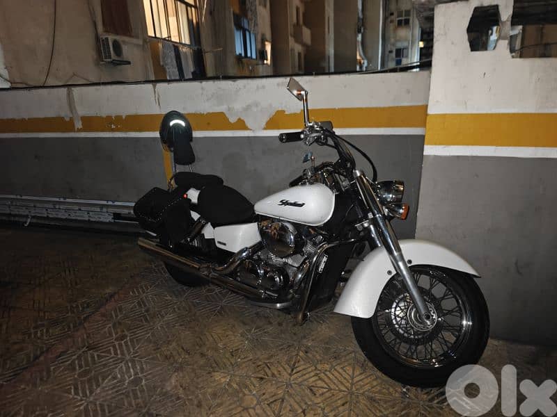 Shadow Aero 750cc 1