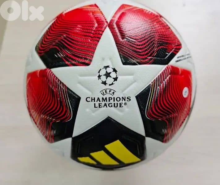 football and shoes original طابات كرة قدم 3