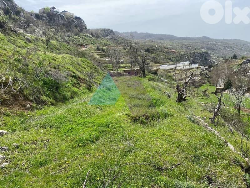 Prime Land with Payment Facilities 4sale in Kfardebian-أرض في كفردبيان 3