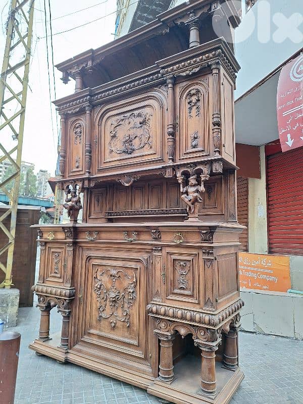 بيفي فرنسية انتيك قديمة خشب جوز من الروائع تحفة فنية مميزة 0