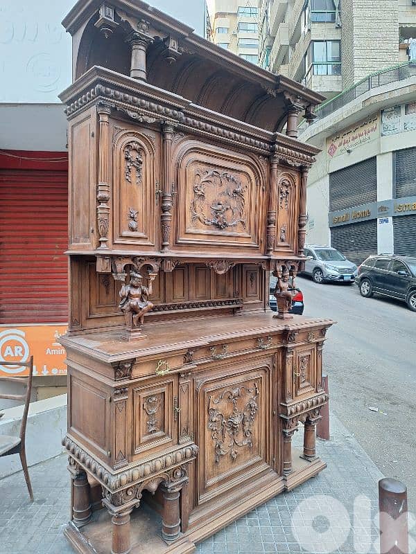 بيفي فرنسية انتيك قديمة خشب جوز من الروائع تحفة فنية مميزة 6