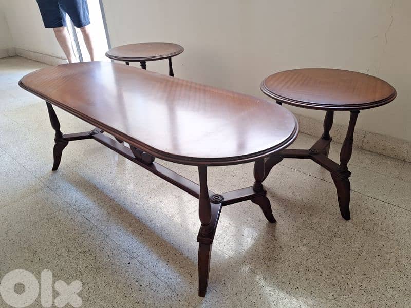 طقم طاولات صالون ريجنسي مميز ناعم سعر لقطة 0