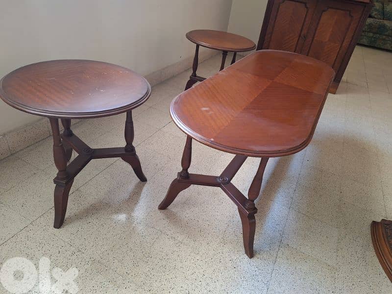 طقم طاولات صالون ريجنسي مميز ناعم سعر لقطة 4