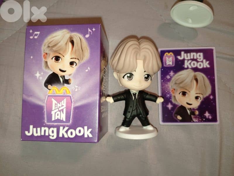 BTS figures from TINYTAN X MCDONALD'S COLLABORATION 1