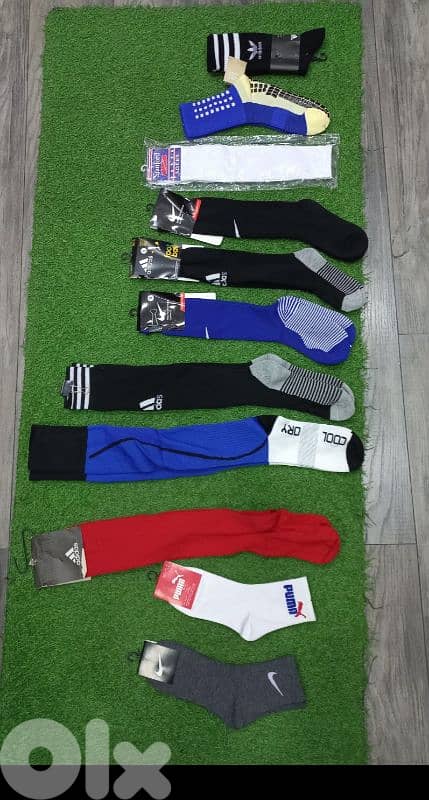 football shoes and grip socks كلسات للفوتبول 1