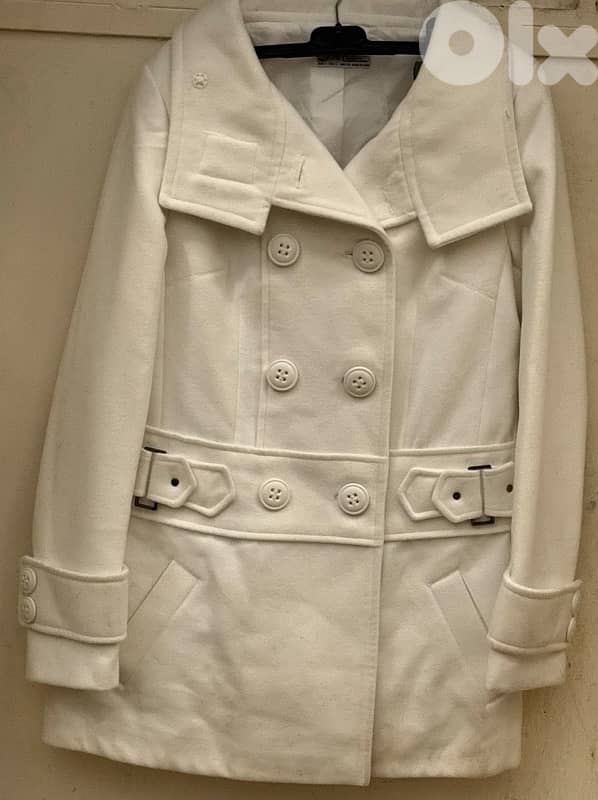 Off white coat size L for sale, used like new 40$ 0