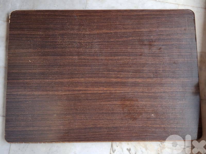 قطعة خشب : العرض 79cm والطول 55.5cm 0