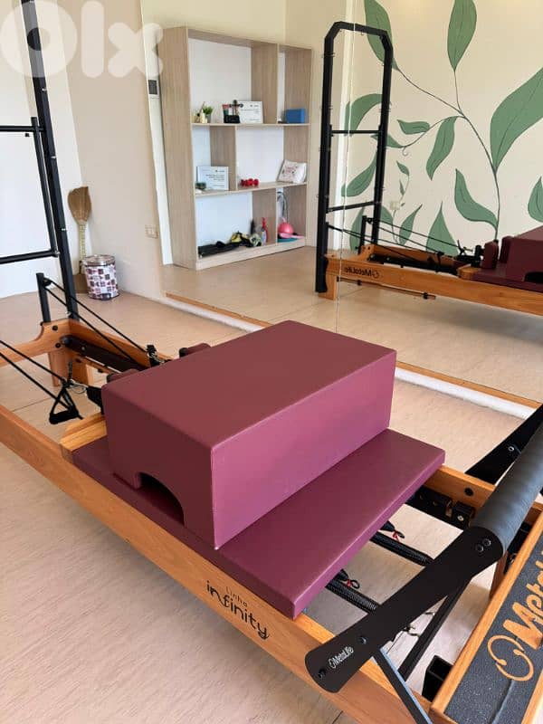pilates studio - reformer and ladder barrel 0