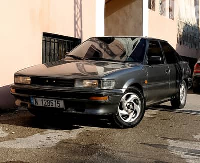 تويوتا كورولا 1990 1990
