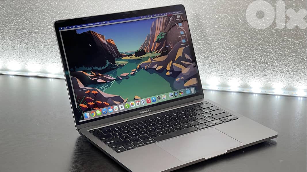Apple MacBook pro - excellent condition 0