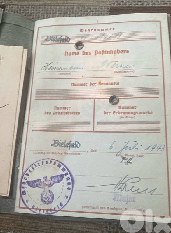 الهوية العسكرية لجندي نازي الماني سنة١٩٤٠ Nazi wehrpass 3
