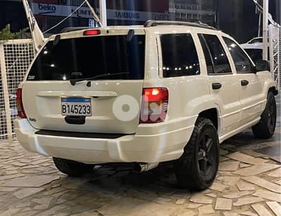 جيب جراند شيروكى 2000