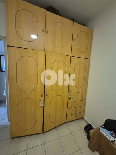 Full bedroom غرفة نوم