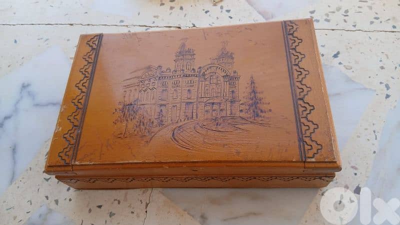 صندوق خشب حفر يدوي 0