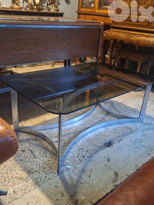 1970 chrome table 2