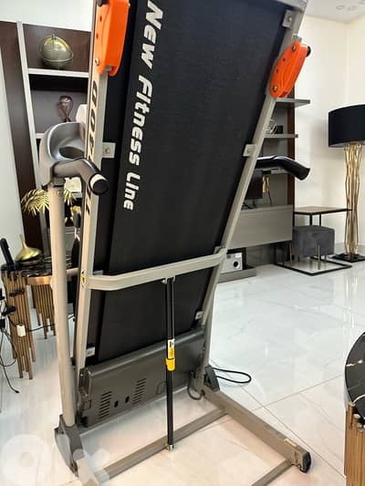 treadmill excellent condition like new