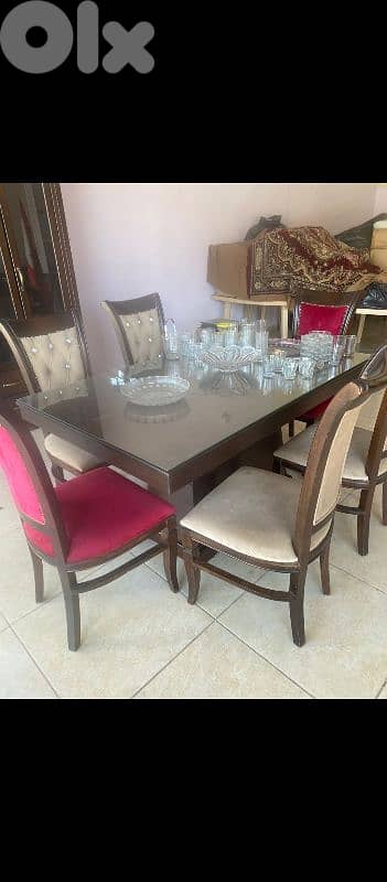 طاوله سفره وخزانه وعامود انتيكا 1