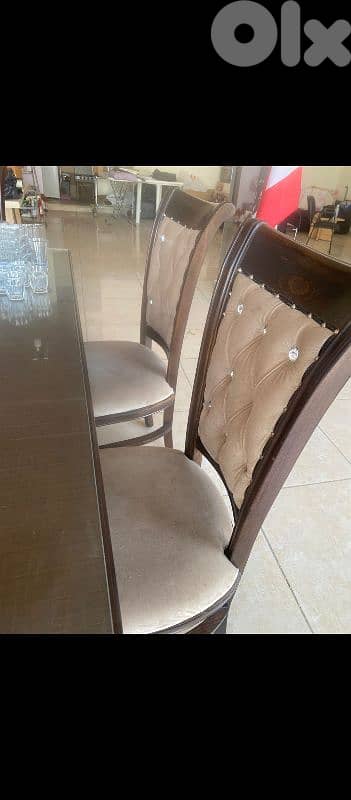 طاوله سفره وخزانه وعامود انتيكا 3