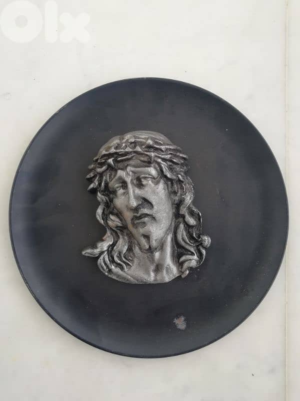 صحن تعليق شخص يسوع 0