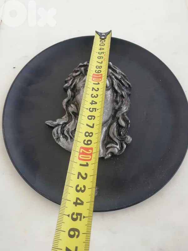 صحن تعليق شخص يسوع 2