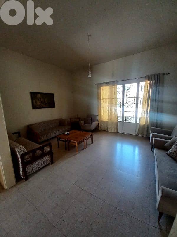 Apartment 180sqm for rent in klayaat 0