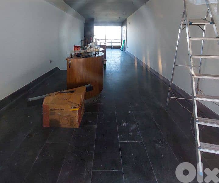 Prime location shop in Qornet Chehwane, Maten. 0