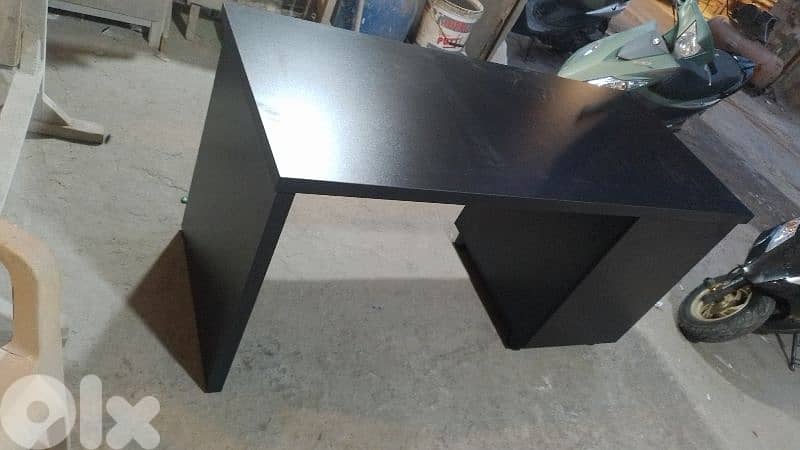 تصليح خشب أبواب وكافة المفروشات 0